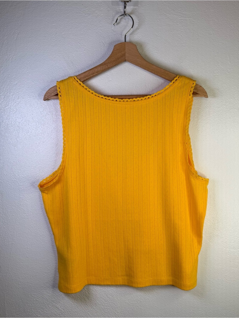 GAP Pointelle Scoopneck Henley Tank Top in Banana Women's Size XL 100% Cotton - Picture 12 of 16